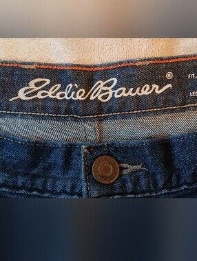 Eddie Bauer Boyfriend Jeans Slim Leg Size 16